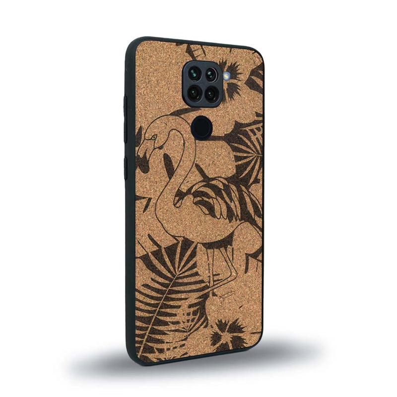 Coque de protection en bois véritable fabriquée en France pour Xiaomi Redmi Note 9 sur le thème de la nature et des animaux représentant un flamant rose entre des fougères